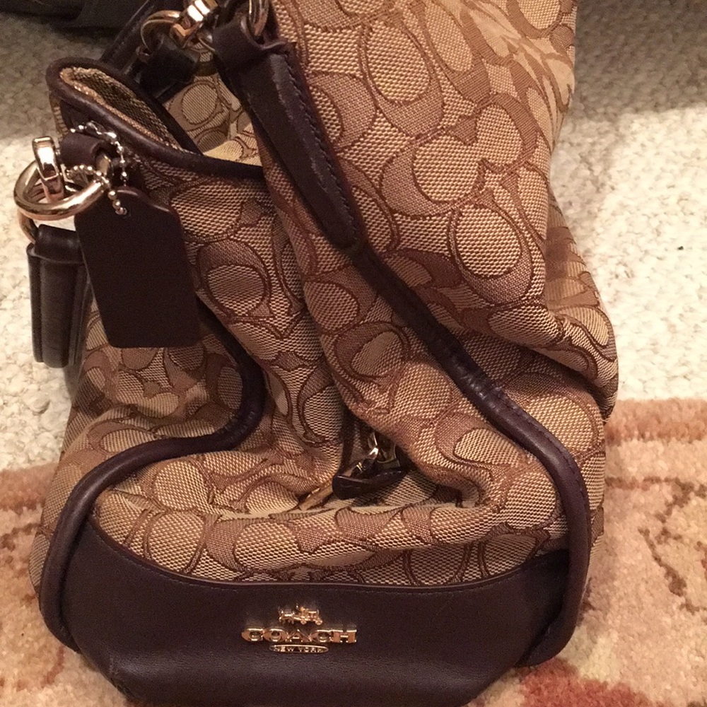Purse - Picture 2 of 5